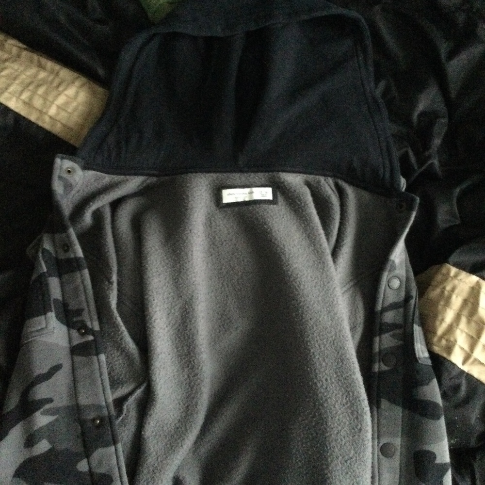 Used Abercrombie&Fitch Camouflage Jacket (Size 13-14 For Kids)
